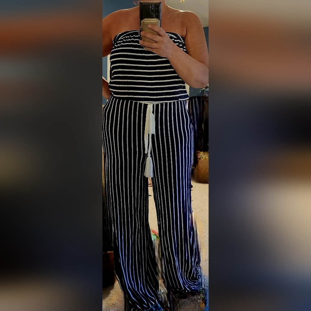 Chic Navy and White Striped pant suit